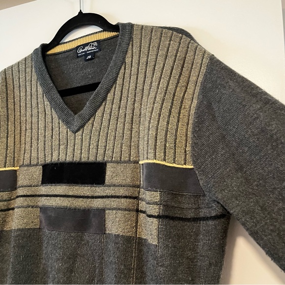 Arnold Palmer | Grandpa Sweater - Picture 3 of 13
